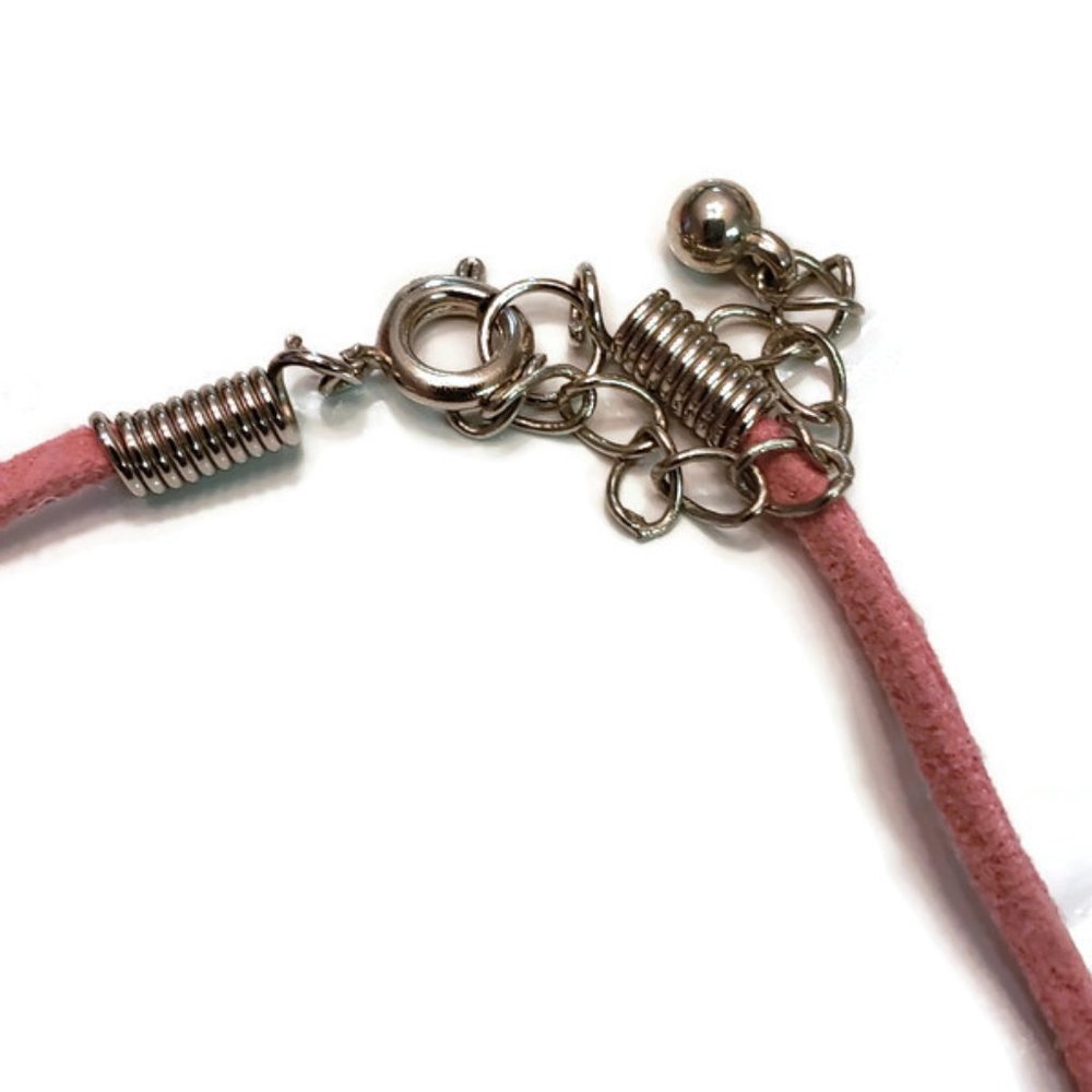 triangular Rhodonite pendant leather necklace - Picture 3 of 3